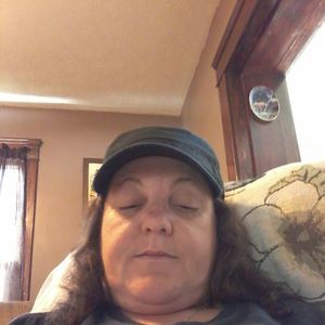 Meet your Posher, Angie